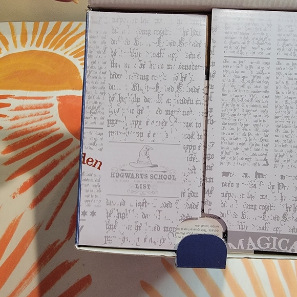 NIB Scentsy Wizarding World Harry Potter Hogwarts Castle Warmer - Picture 3 of 8